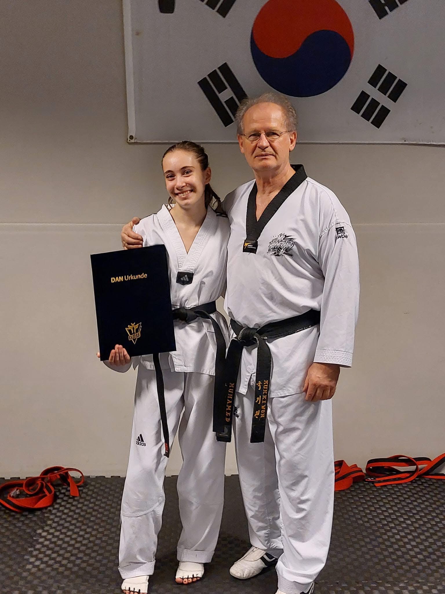 Mr. Hammerhand – Training im MoSan Gym